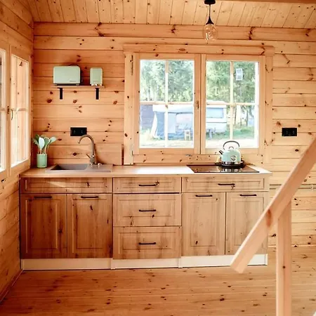 Slodka Woda Niebieski ロッジ Lubieszewo