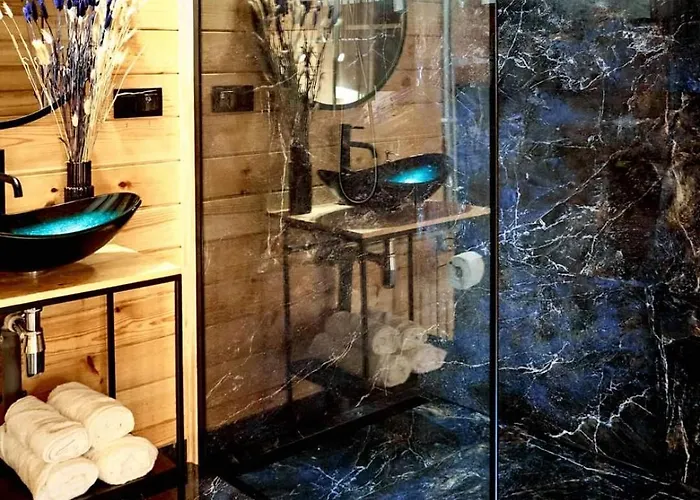 Lodge Slodka Woda Niebieski